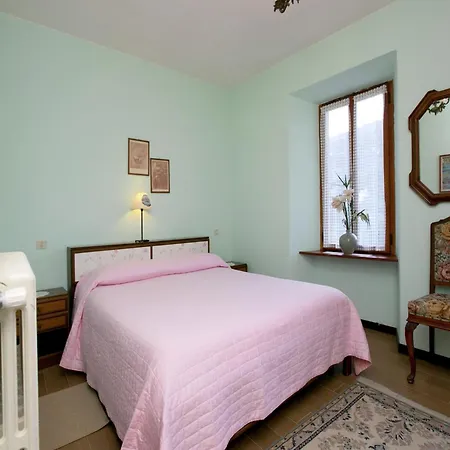 Enticing In With Balcony Lake Views * Stresa