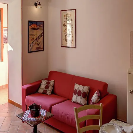 Enticing In With Balcony Lake Views Stresa
